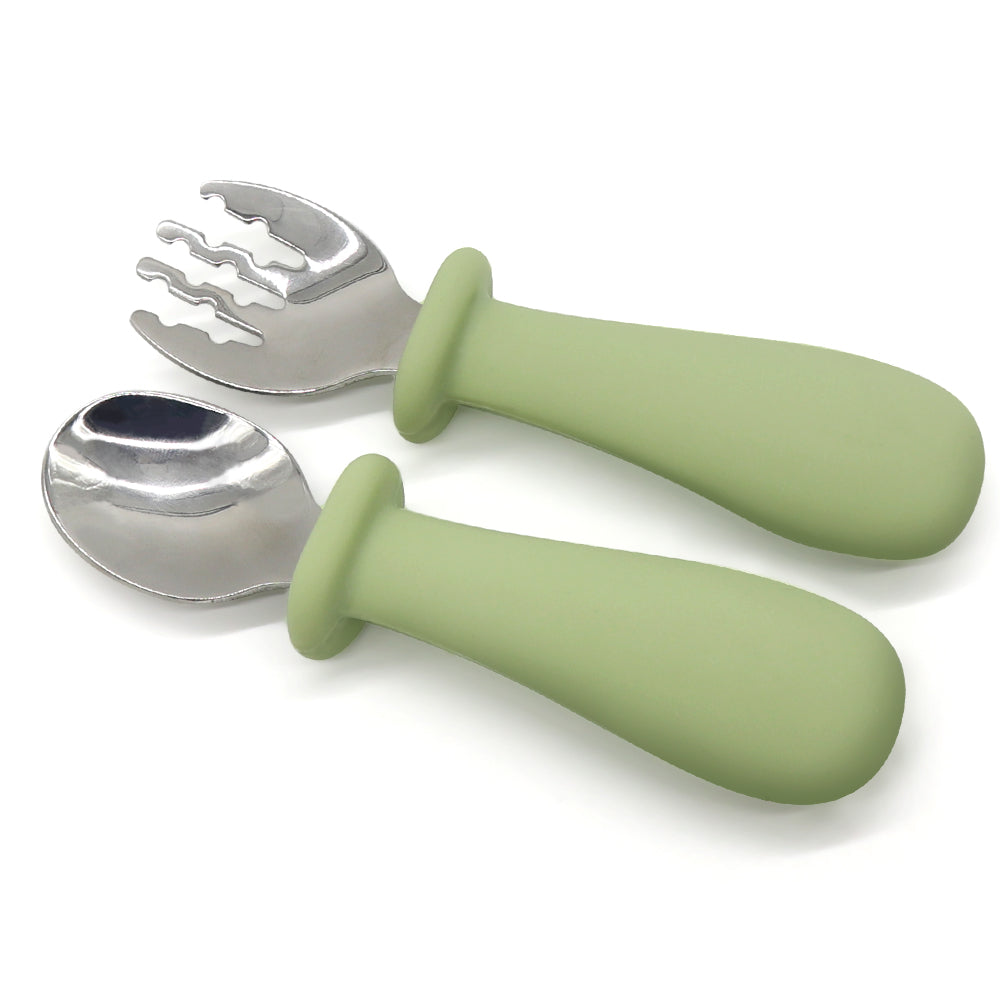 'KidsSafe children's cutlery with mouth stopper'